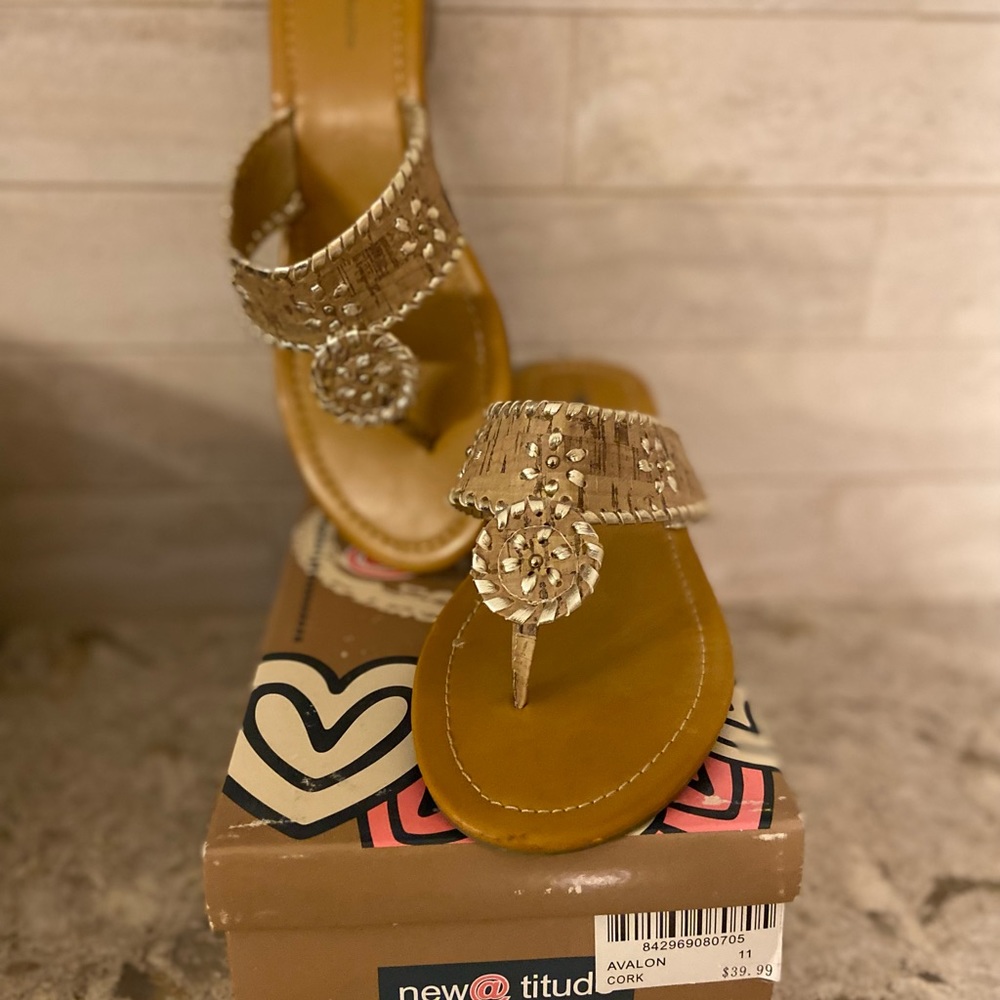 New attitude woman’s cork sandal size 11